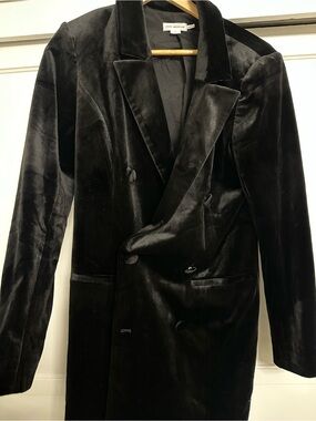 Good American Black Velvet Double-Breasted Tux Blazer